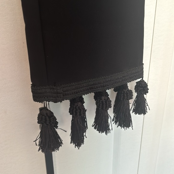 ✨ANY 2 FOR 15 ANY 3 FOR 20✨- NWOT Small Black Tassel Ankle Pants - Picture 2 of 8